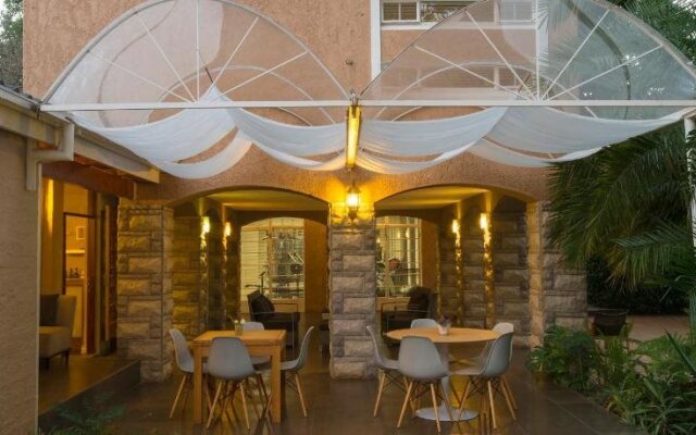 Sandalwood Lodge