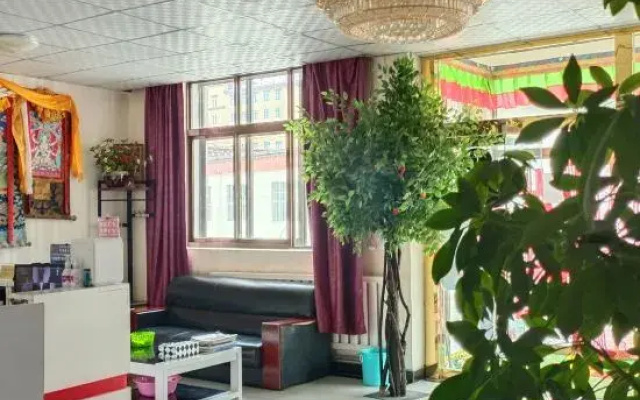 Himalaya Business Hotel