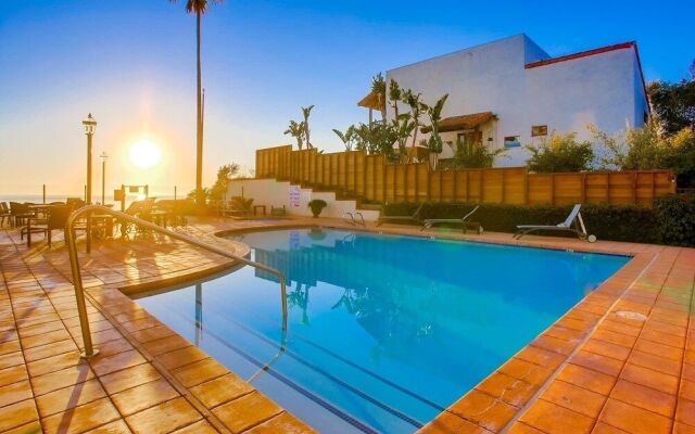 Moonlight townhouse
