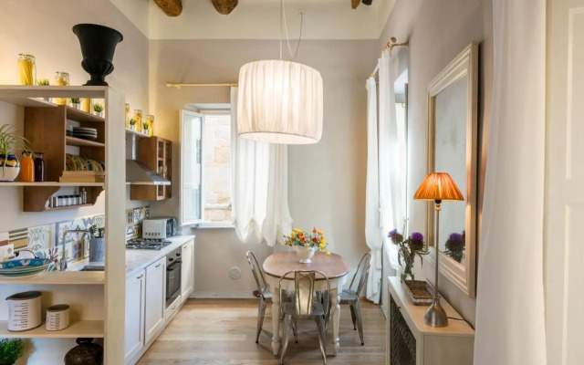 Stence Apartment