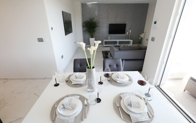 Luxury Majpruz Suites