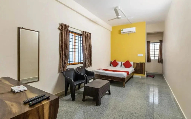 Supriya Lodge by OYO Rooms