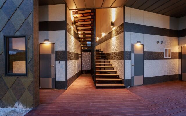 Gyeongju Edith Poolvilla & Pension