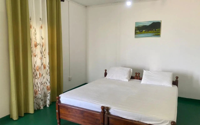 Happy Beach Guest House