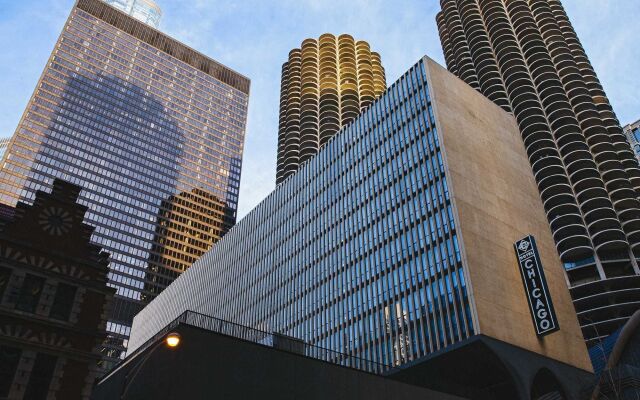 Hotel Chicago Downtown, Autograph Collection by Marriott