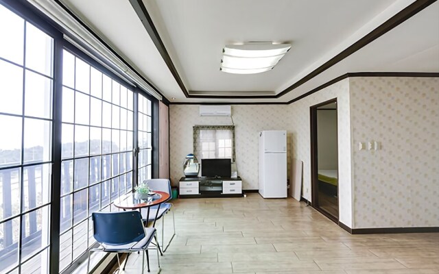 Yeongdeok Darnim Pension