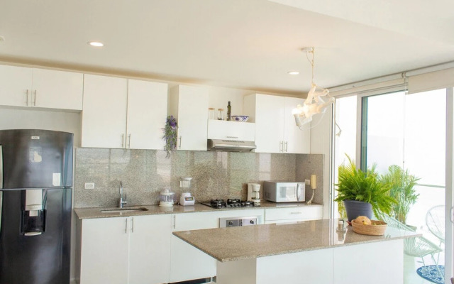 Condominio frente al mar  Morros Epic.