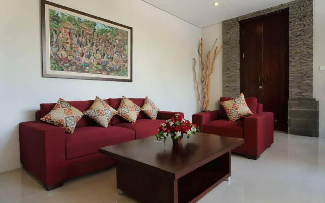 Royal Nyanyi Villa