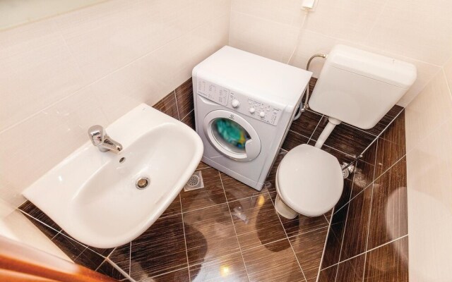 Beautiful Home in Crikvenica With Wifi and 6 Bedrooms