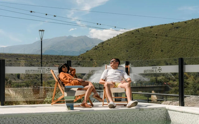 Hosteria La Angostura