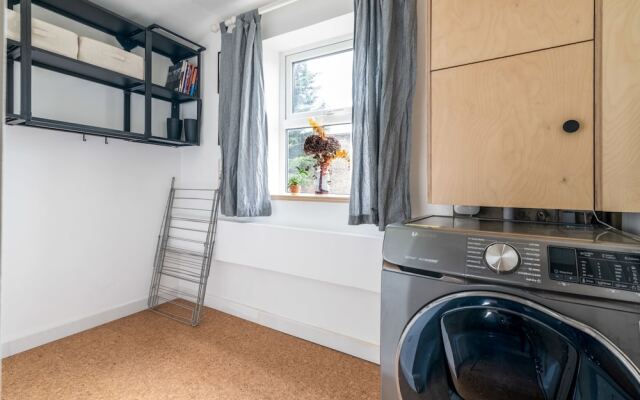 Modern North London Apartment
