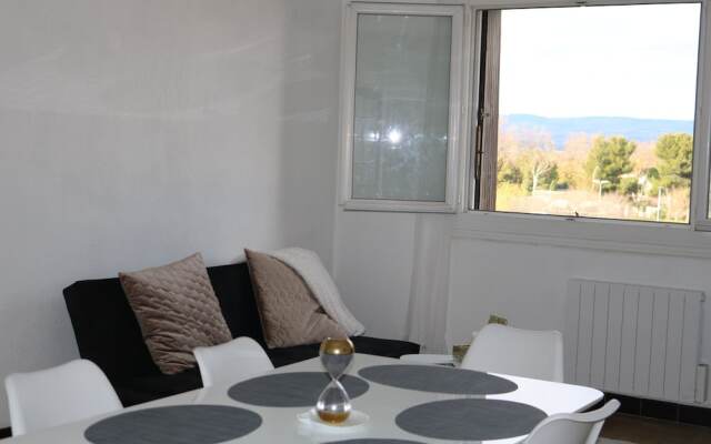 Bel Appartement avec Parking Gratuit