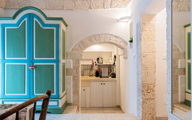 Nice and White Studio by Wonderful Italy