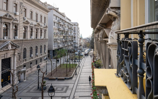 Natali luxury suites- mini rooms