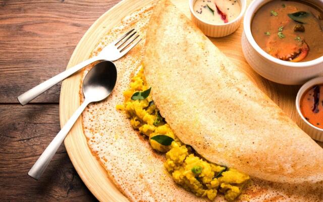 Capital O 84042 Nakshatraa Residency