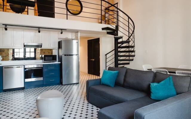 w Modern Duplex in San Felipe