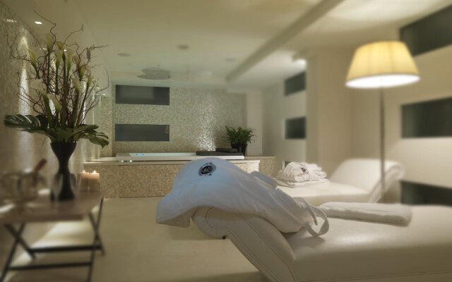 Ponte Vecchio Suites & Spa