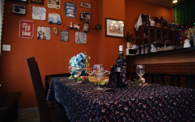 Van Vintage Cottage