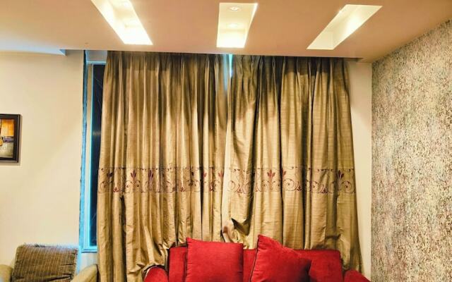 Roomshala 104 Hotel Billions
