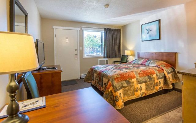 Carmel Inn