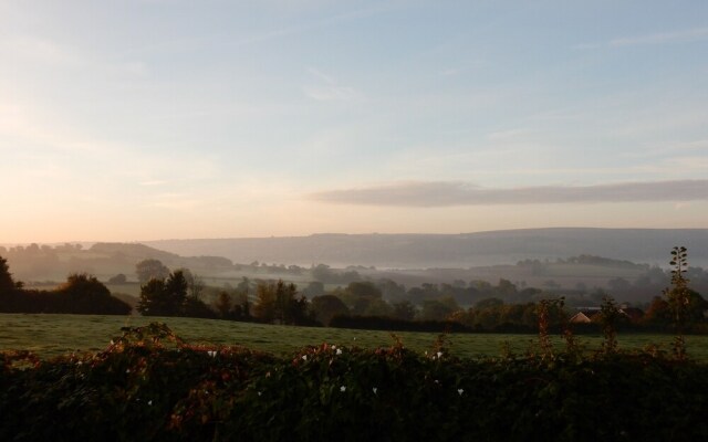 Redhill House Boutique Hotel Bristol Airport