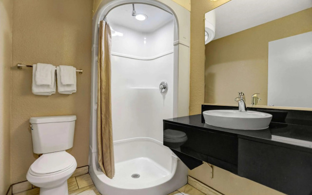 Motel 6 Red Bluff, CA