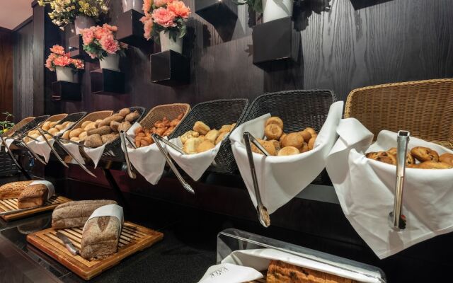 Van der Valk Hotel Duiven near Arnhem A12