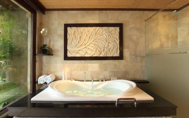 Отель Royal Pita Maha