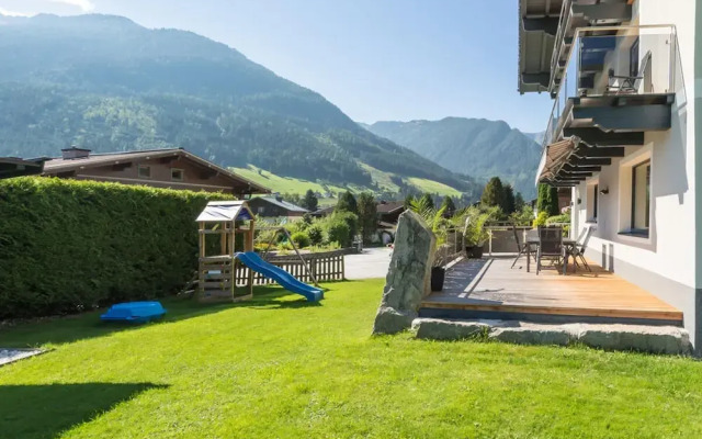 Maximilian Apartmenthaus 2-6 People