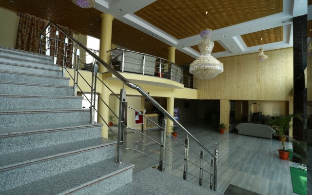 Hotel The Grand Mamta