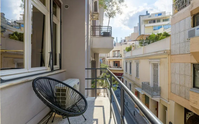 3bdr Modern Design Bright Interiors in Plaka
