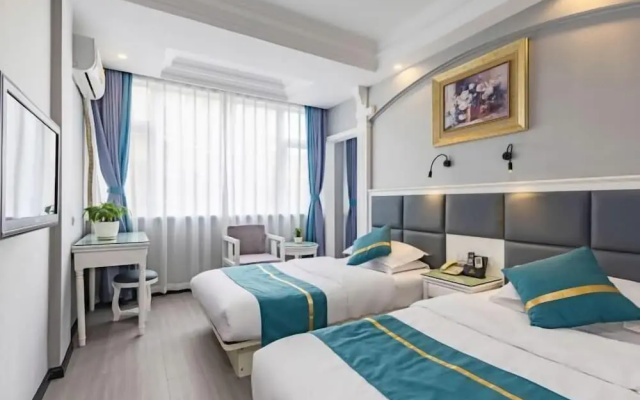 Kunming Hongrun Hotel (Kunming Railway Station MixC Branch) – Guest Rooms – Kunming