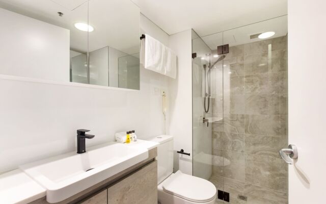 Sydney CBD Studio Apartment 1704 KNT