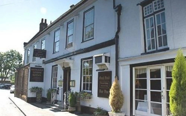 Warren Lodge Hotel