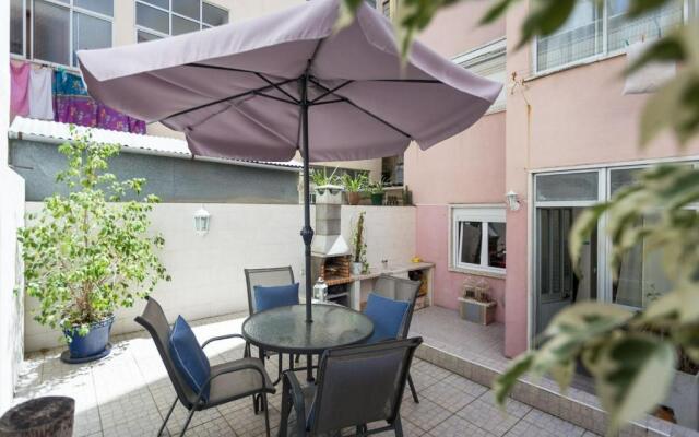 Flat with 1 bedroom and terrace in Moscavide - Lisbon
