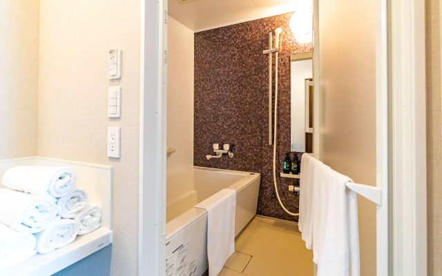 Bande Hotel Tenpozan Higashi