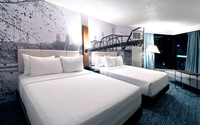 Fort Pontchartrain Detroit, a Wyndham Hotel