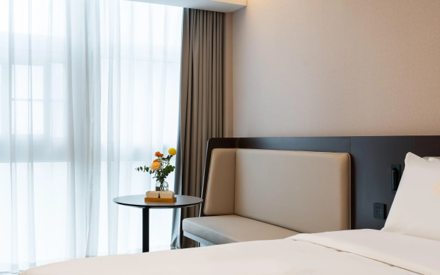 Hanting Hotel Zhuhai Gongbei Port Branch