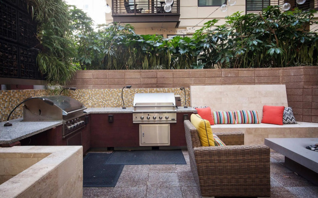 Sunshine Suites at East Village