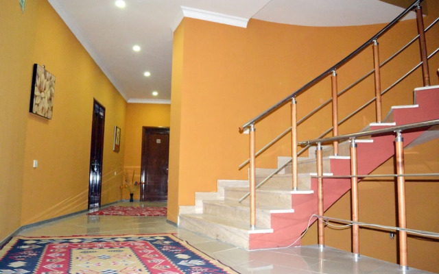Kichik Gala Hotel