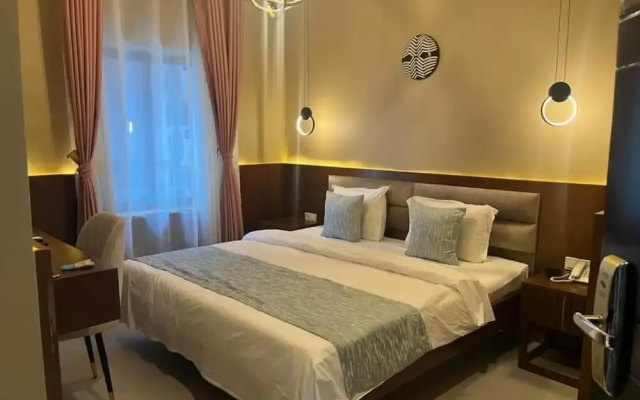 Hotel De L'Air