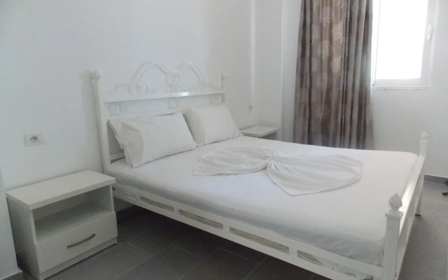 Santa Paola Hotel - In Sarandë (Kodrra)