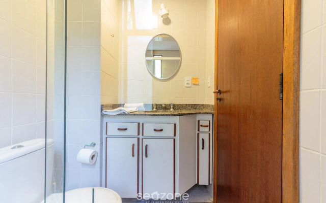 Apto a 300m da encantadora Praia Brava CCU203