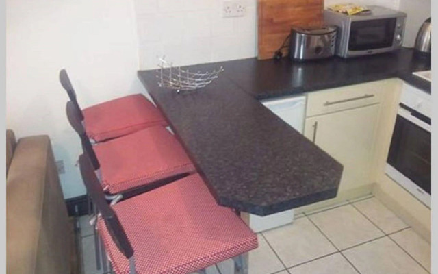 Earl Street Apartments