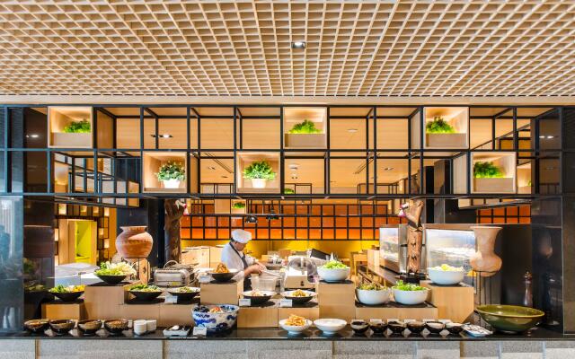 Holiday Inn Bangkok by IHG