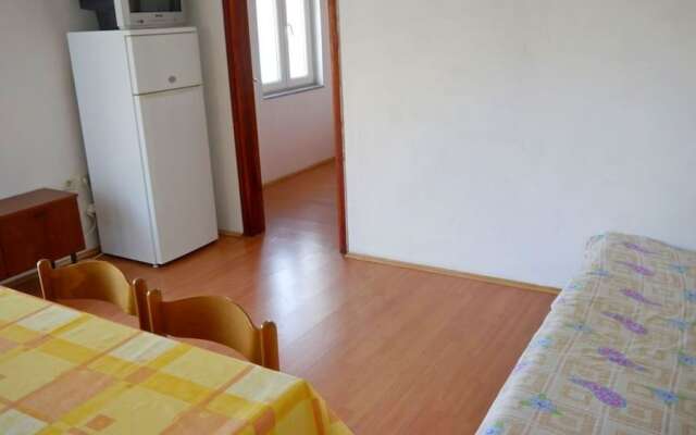 Cosy 1 bedroom apartment with sea view