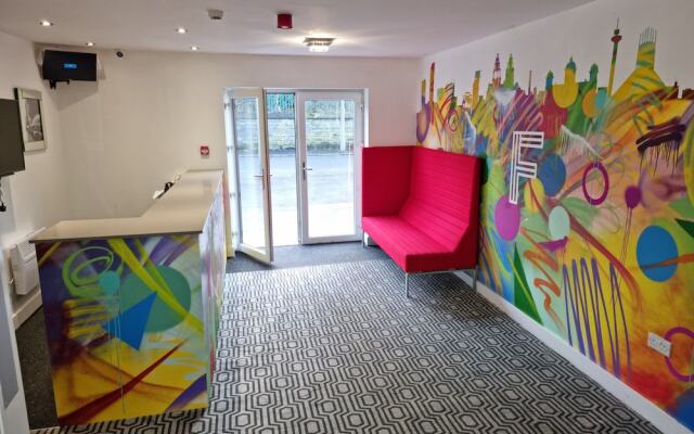 Frames Hotel
