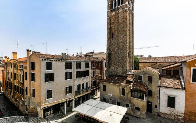 Venice Glass Apartment