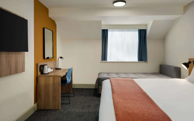 Days Inn by Wyndham Chesterfield Tibshelf