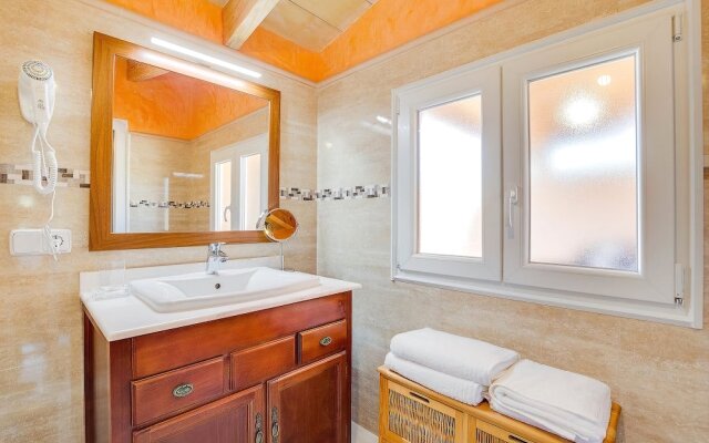 Holiday Home Can Guida